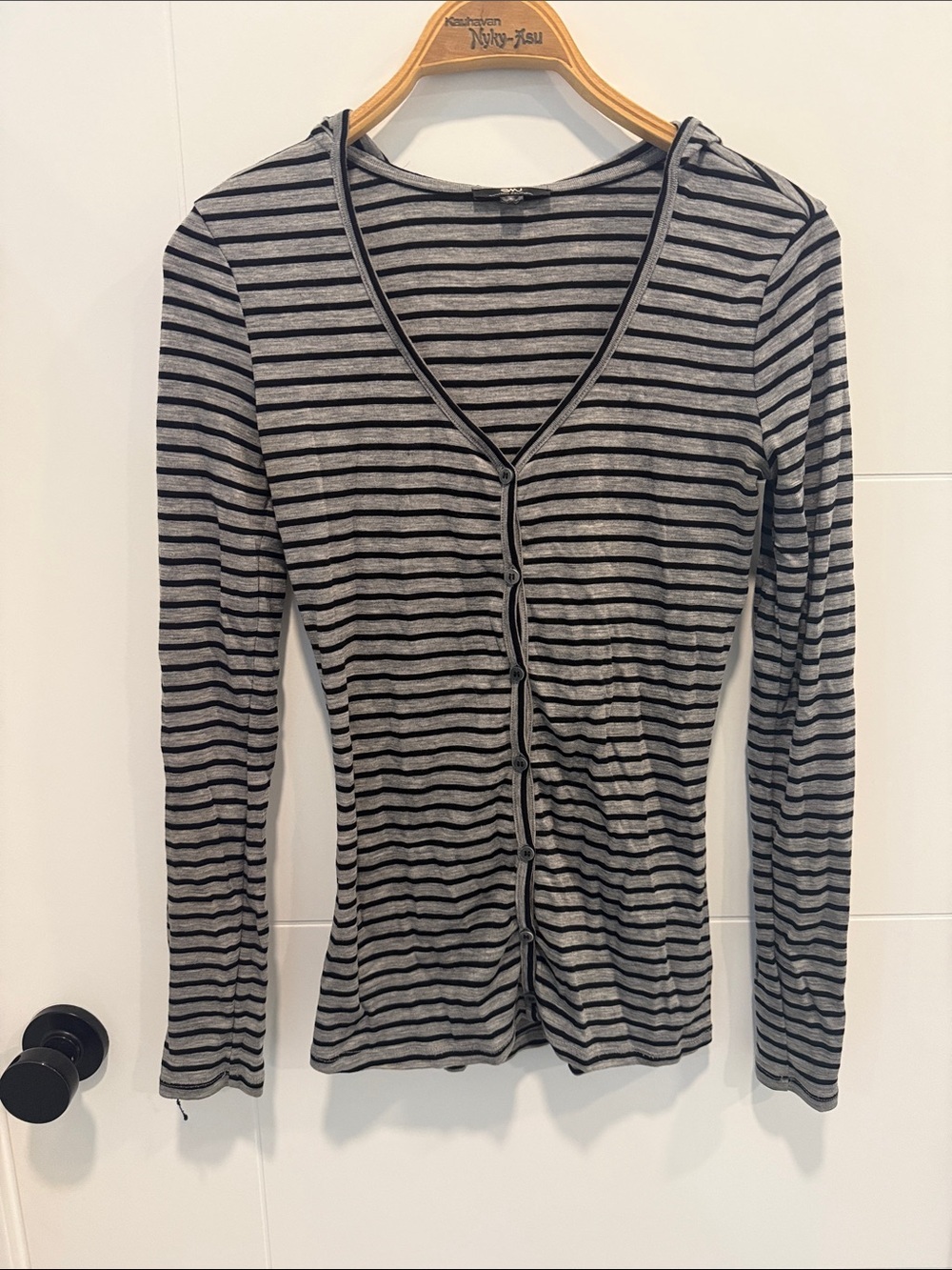 Striped V-Neck Button Front Women's Top - Gray & Black size small